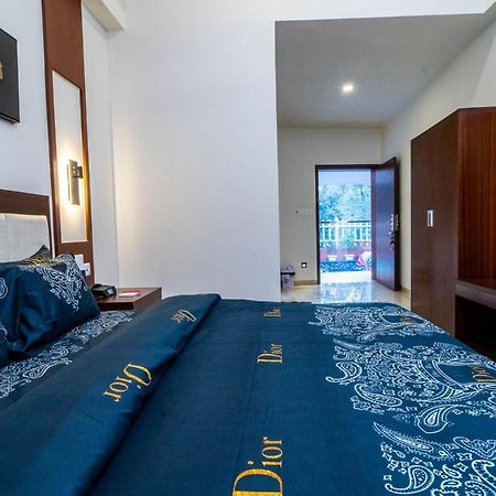 Grande Alpine Hotel Vagator Dış mekan fotoğraf
