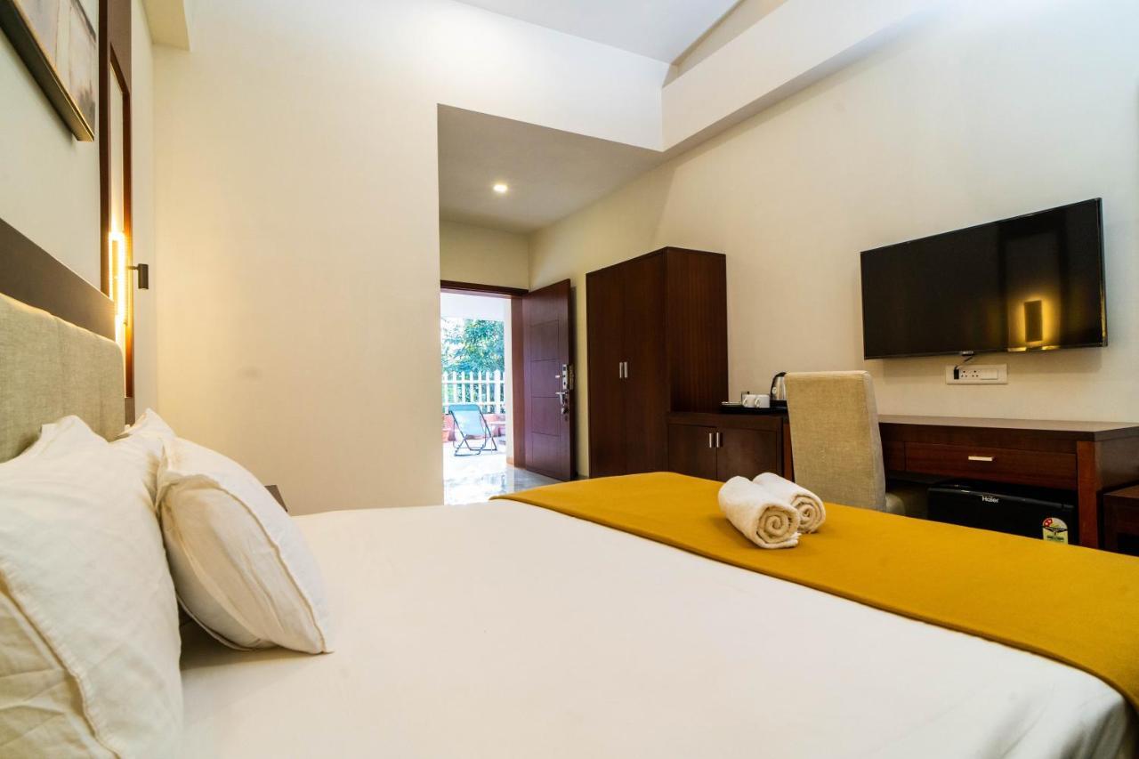 Grande Alpine Hotel Vagator Dış mekan fotoğraf